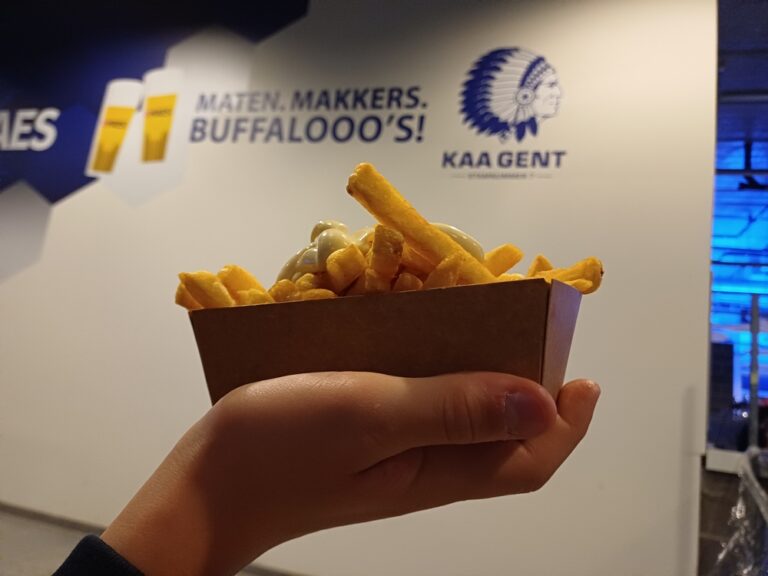 Frietjes in de Ghelamco Arena